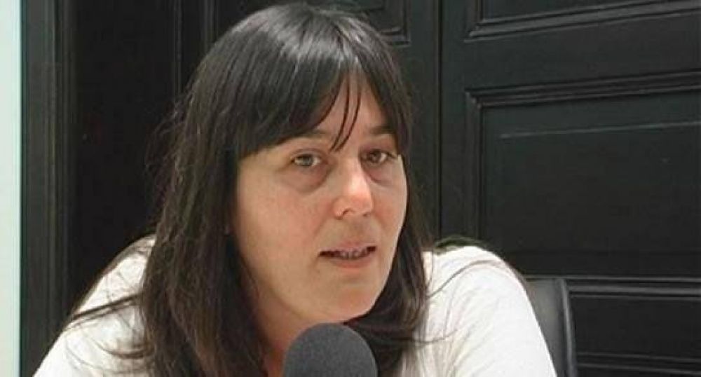 "El socialismo debe pedirle disculpas a los santafesinos"