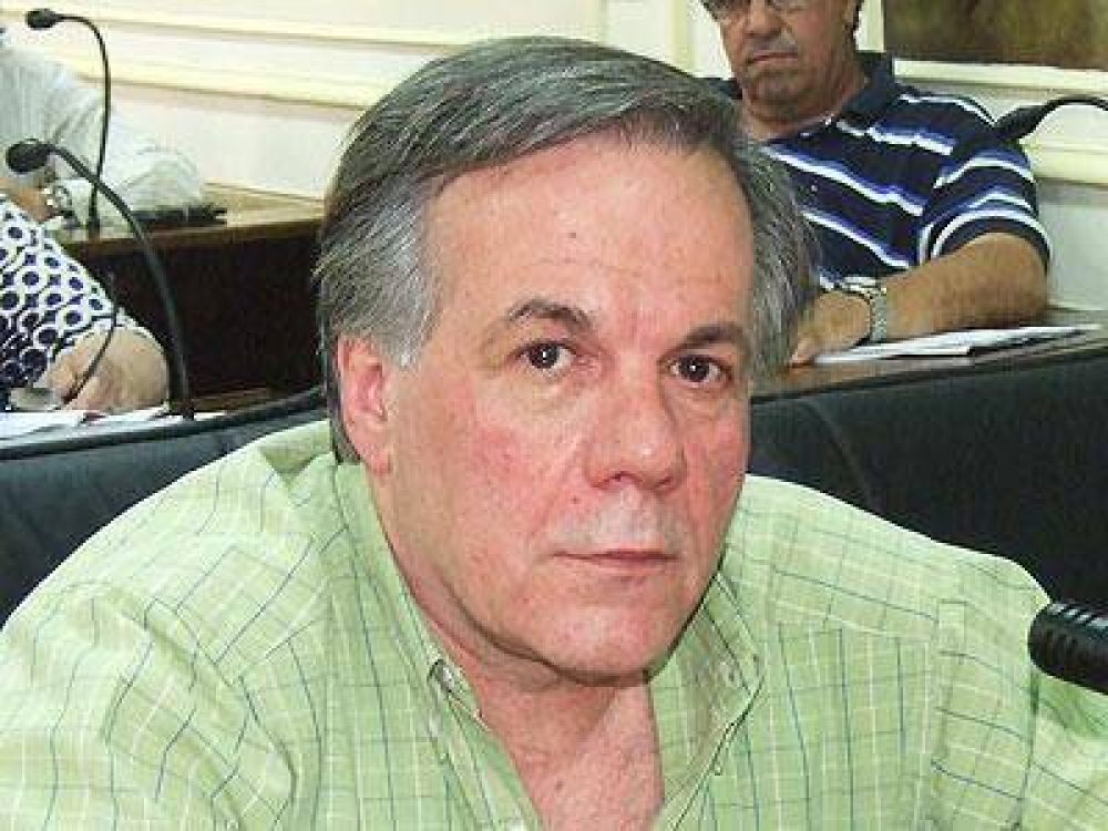 LAN�S: Folino no integrar� el interbloque que form� Bursese con UCyB