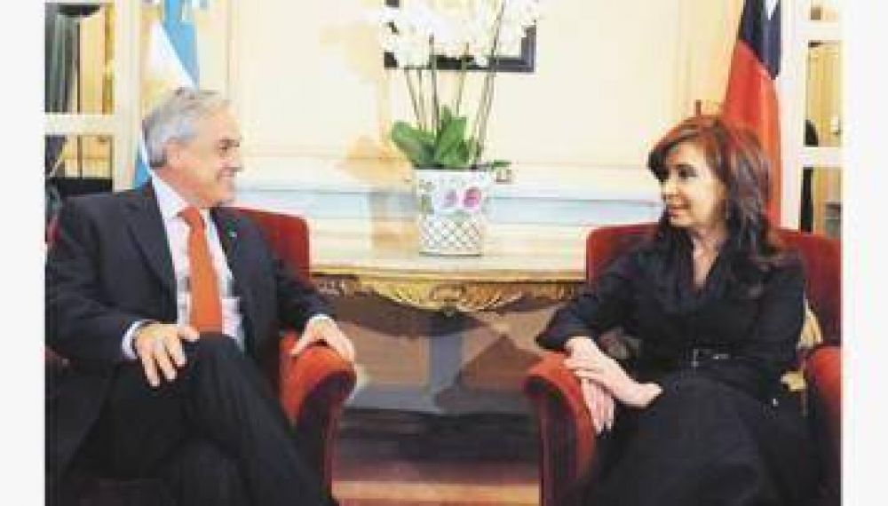 Cristina le avis� a Pi�era que ir� a Chile apenas termine su licencia