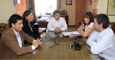 Esquel:  Trabajar�n en conjunto para lograr una mejor conectividad y obras de infraestructura en el aeropuerto