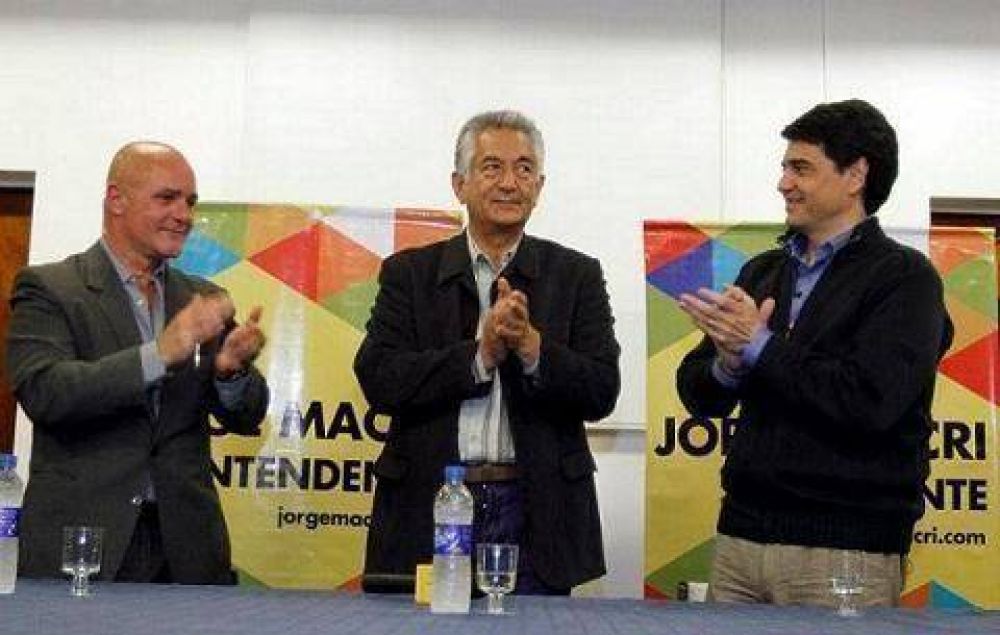 Arnaldo Bresciani responde