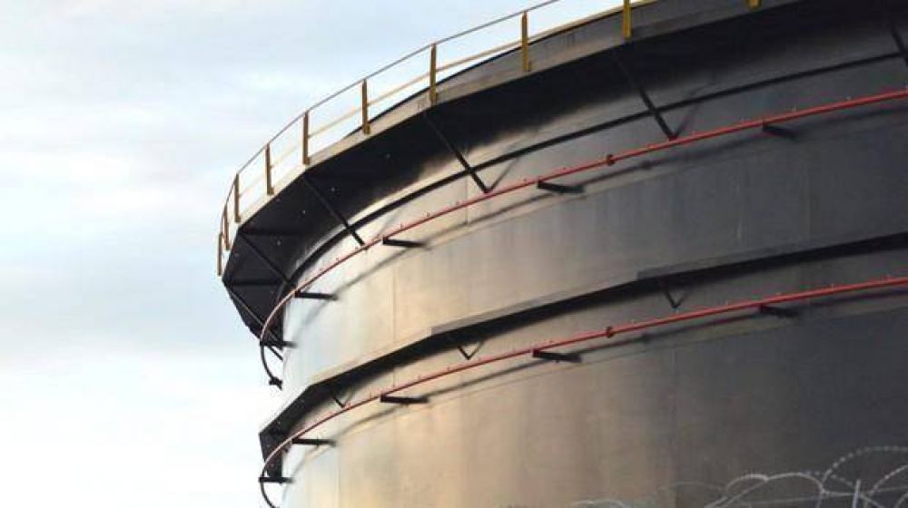 Maza: �sin informes serios y contundentes no hay tanque�
