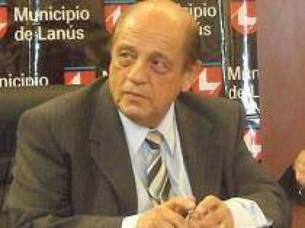 Mussi anunci� que crear�n un parque industrial del cuero junto al Riachuelo