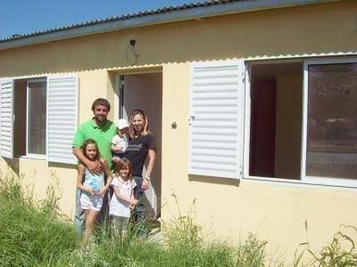 EN G�EMES Y ALEM, YA OCUPARON SUS CASAS LOS ADJUDICATARIOS 