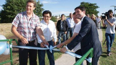 Intensa actividad cumpli� el Ministro de infraestructura Alejandro Arl�a en su visita a Tornquist