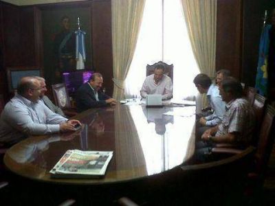 La Municipalidad firm� un acuerdo con las empresas de micros