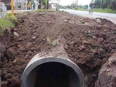 Iniciaron una obra de desag�es pluviales financiada con fondos de la soja