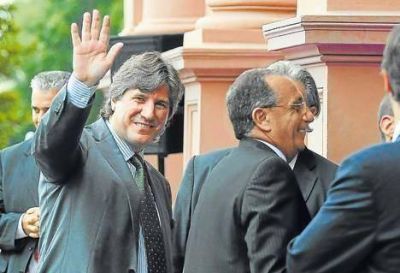 Boudou levanta el perfil y se mete en la Provincia por orden de Cristina