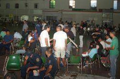 Expectativa en torno del conflicto policial.