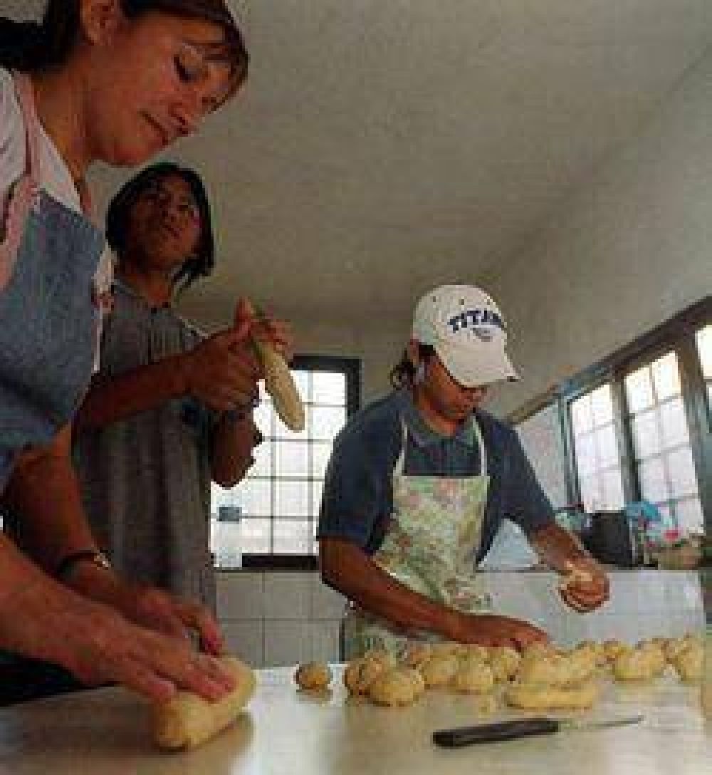 Perdonan multas al trabajo en negro.