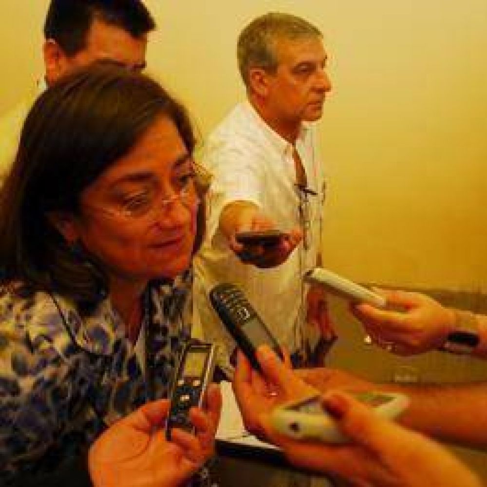 �Postergaron a los verdaderos beneficiarios de las viviendas