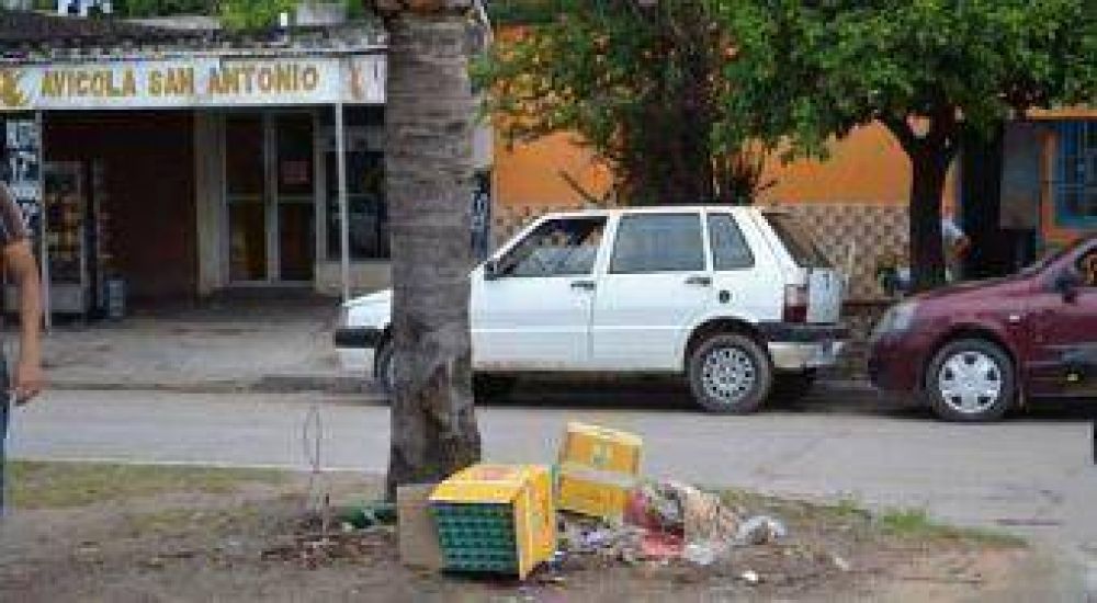 Contin�a la campa�a para erradicar los minibasurales