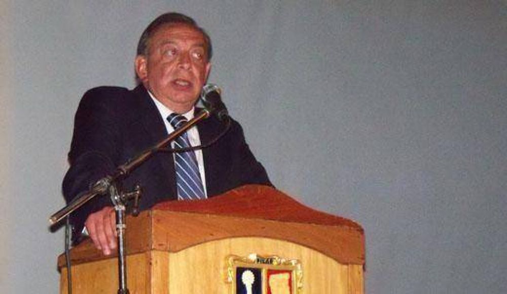 Z�ccaro prepara cambios en el gabinete para relanzar su gesti�n