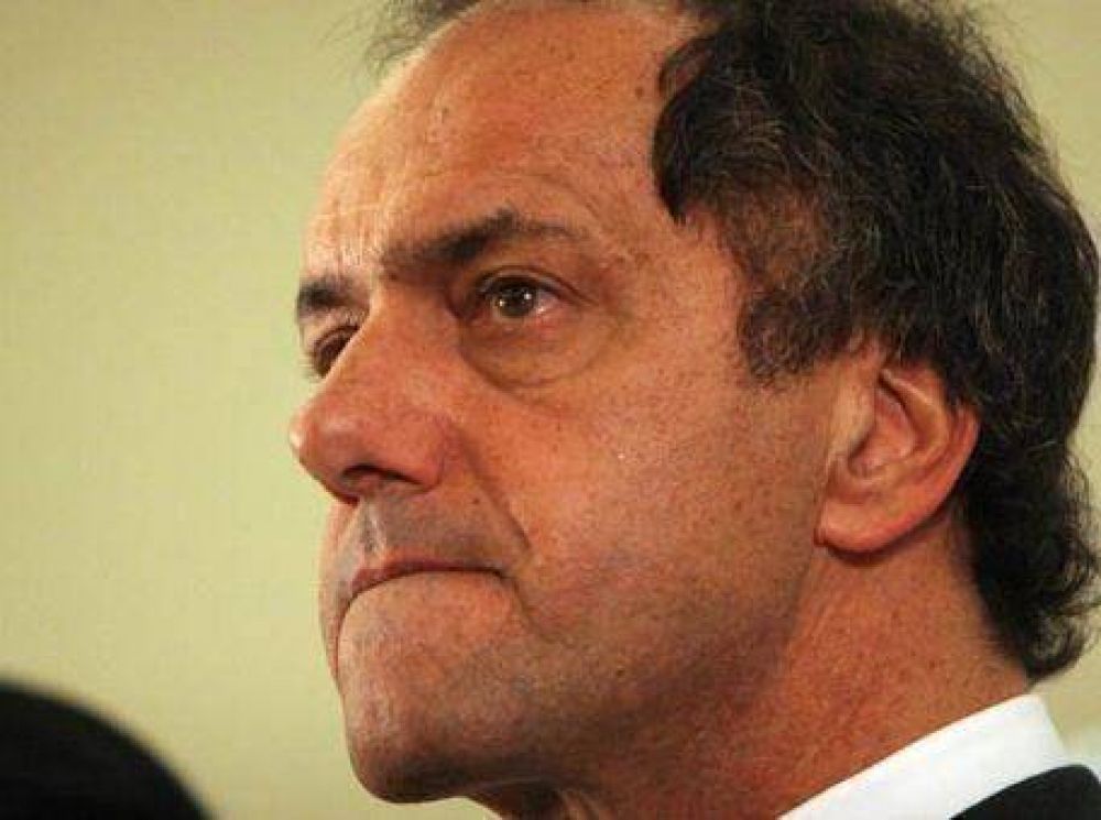 �C�mo explicar la relaci�n entre Scioli y los K? 