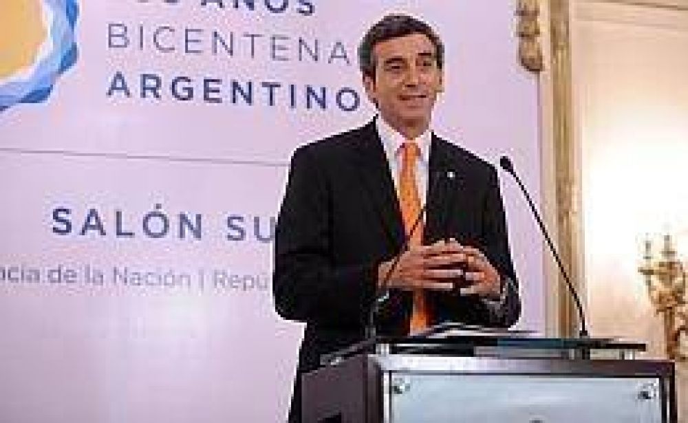 "Si los dirigentes sindicales cumplen su rol, no hay posibilidad de divorcio con la CGT"