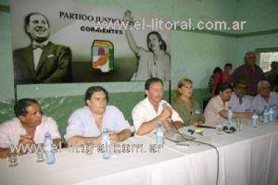Galantini critic� a Encinas y buscar� apoyo para ser candidato a gobernador