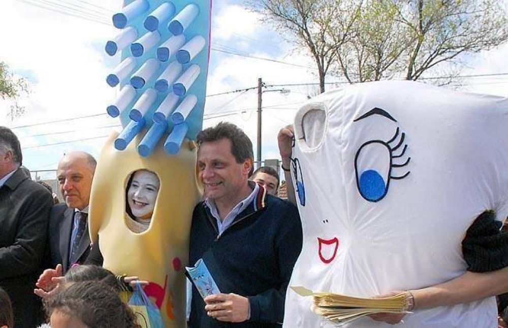 Acercar se acerca