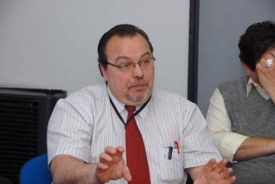 Ministros se reunieron con Medisur y Colegio M�dico