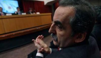 Moreno controlar� el papel para diarios