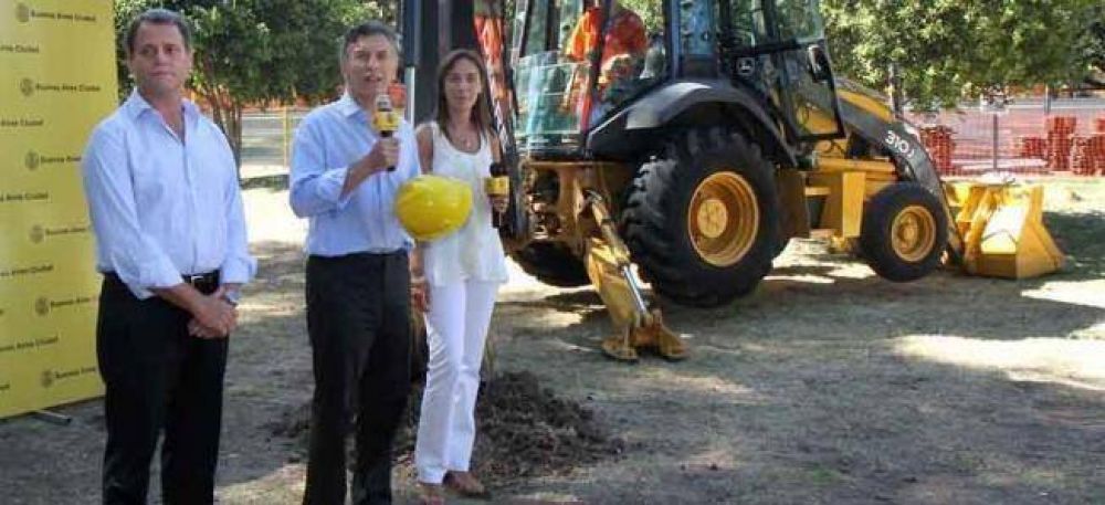 Subtes: Macri promete que en cuatro a�os estar�n listas seis estaciones de la l�nea H