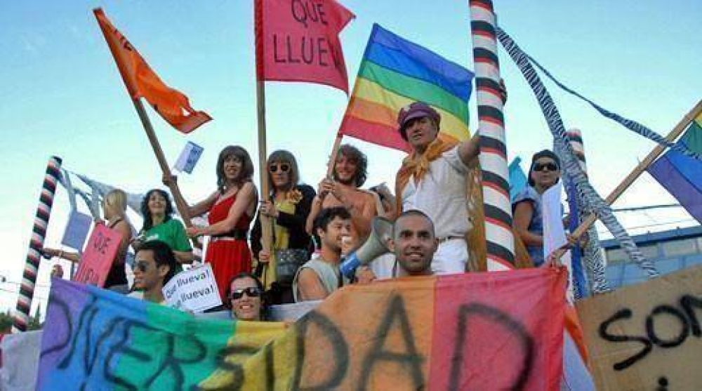 Con apoyo federal, Carlos Paz ser� sede de Encuentro Gay y L�sbico 
