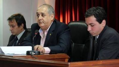 Senadores aprobaron la creaci�n de la empresa de energ�a EC SAPEM