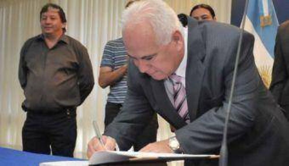 Asumi� el subsecretario de Asuntos Institucionales