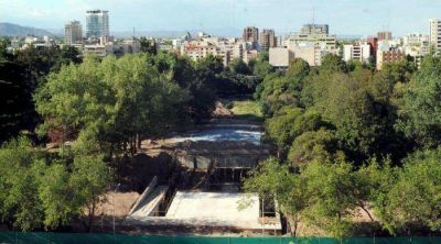 El Paseo del Bicentenario, demorado y m�s caro