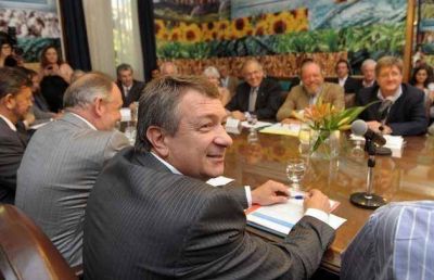 El Gobierno decret� la emergencia agropecuaria y promete m�s fondos por la sequ�a