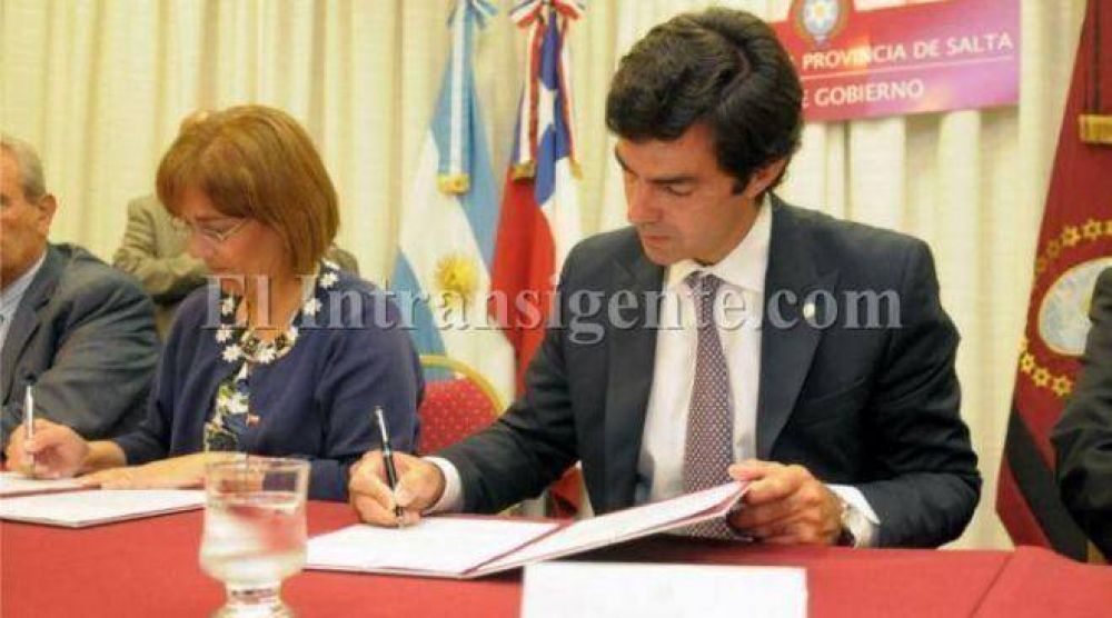 El Gobierno de Salta y el chileno de Tarapac� trabajar�n para eliminar la pobreza