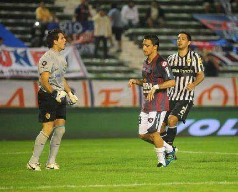 Boca y San Lorenzo no supieron c�mo ganar y decretaron el tercer empate 0 a 0 del verano
