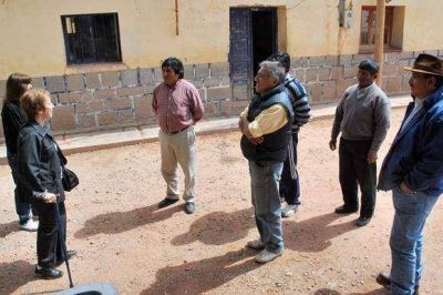 Humahuaca:Funcionarios supervisaron defensas en el R�o Grande.