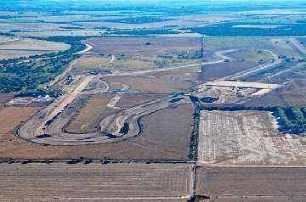 Abrieron licitaci�n para obras del nuevo aut�dromo pampeano
