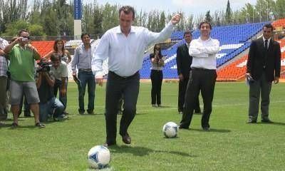 P�rez asegur� que habr� un l�mite en la negociaci�n con los gremios