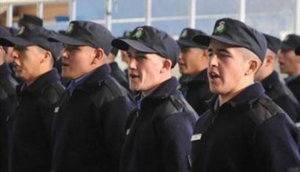 Dicen que Comodoro necesita 250 polic�as m�s