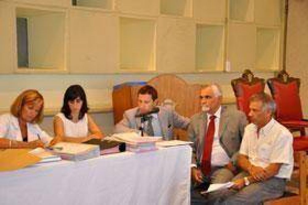 El Gobierno anunci� la repavimentaci�n de la ruta 4