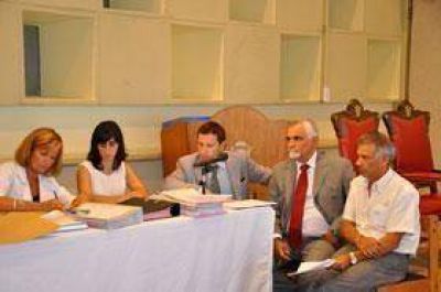 El Gobierno anunci� la repavimentaci�n de la ruta 4