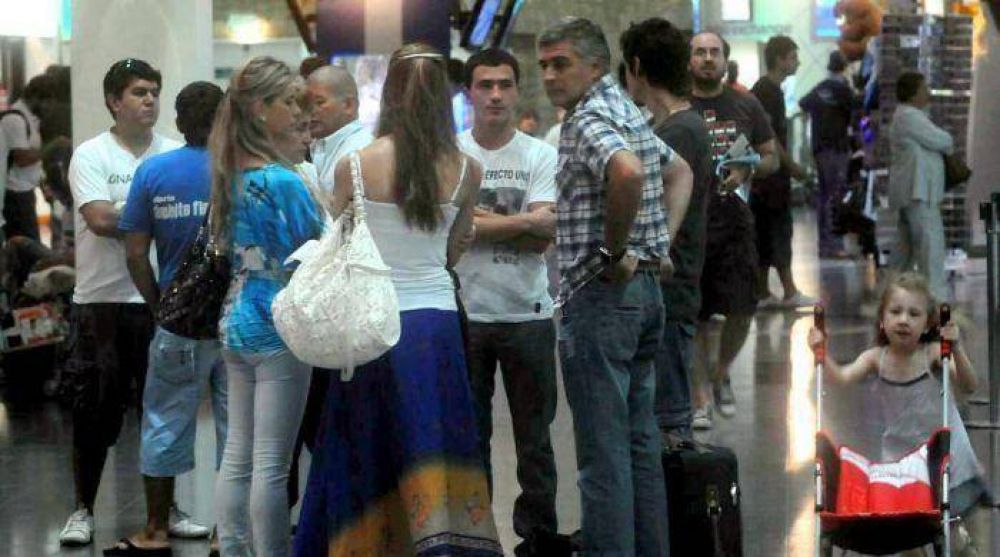El Aeropuerto qued� chico y anuncian mejoras millonarias