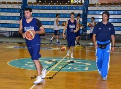 Regatas quiere volver a festejar y recibe a un golpeado Ol�mpico