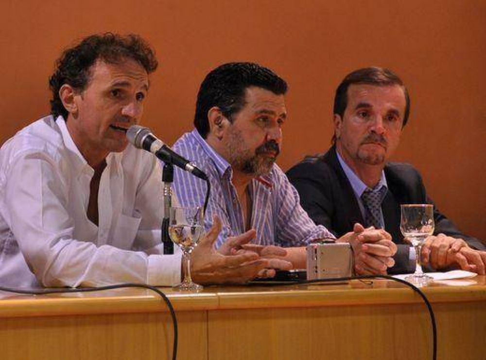 Katopodis convoc� a la conformaci�n de foros de seguridad