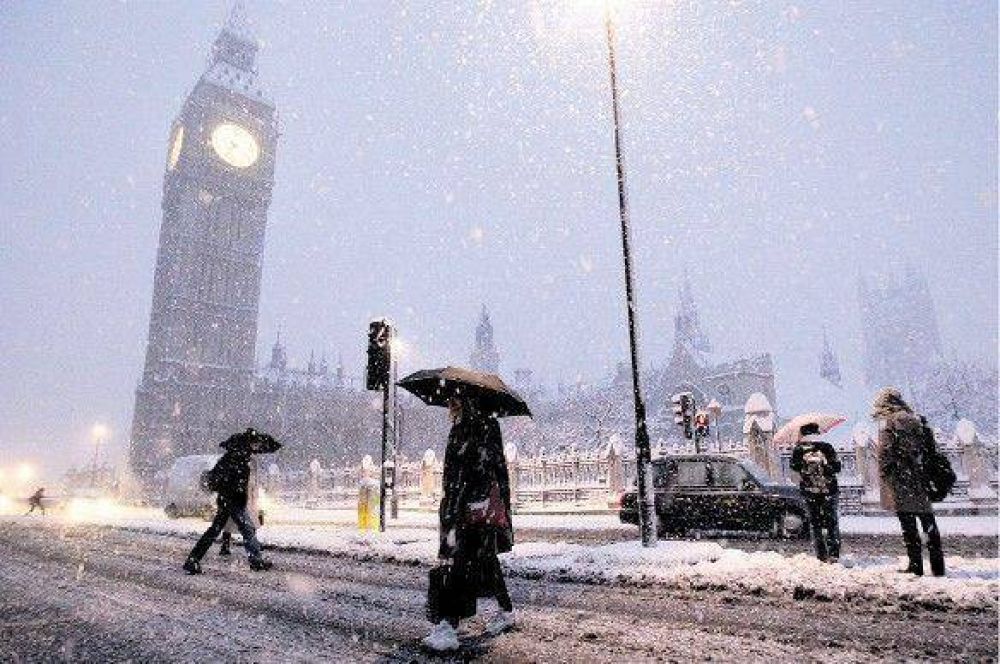 Una inusual tormenta de nieve paraliz� Londres, Par�s y Madrid