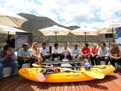 Paco P�rez anunci� obras para el Corredor del Oeste por 49 millones de pesos