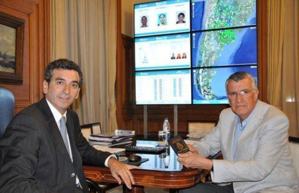 El mi�rcoles llega Randazzo para inaugurar m�s centros de tramitaci�n �gil del DNI