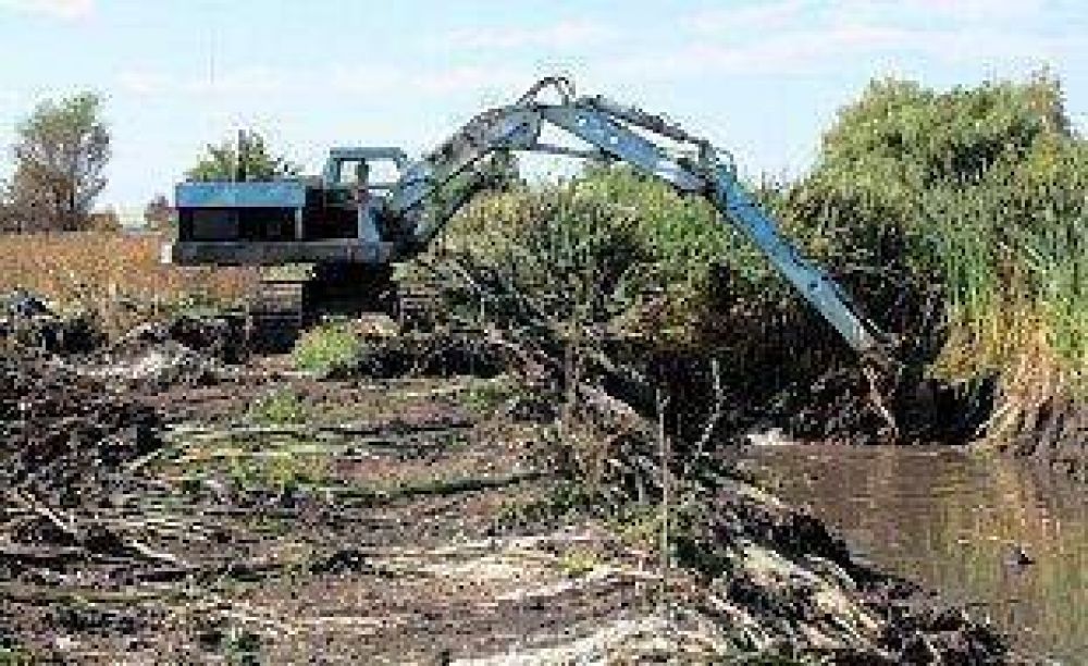 Acondicionan el Canal Lambertuchi en Escobar