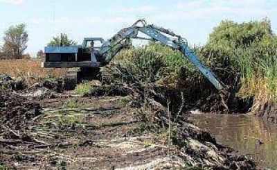 Acondicionan el Canal Lambertuchi en Escobar