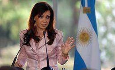 Nueva ronda de funcionarios en Olivos para hablar con Cristina 
