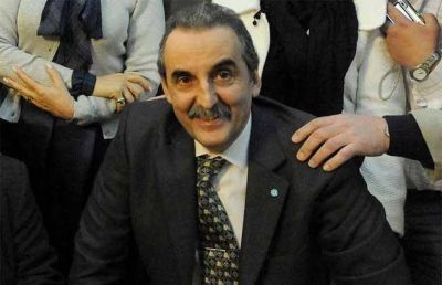 Guillermo Moreno logr� 10.000 millones de d�lares de super�vit comercial en 2011