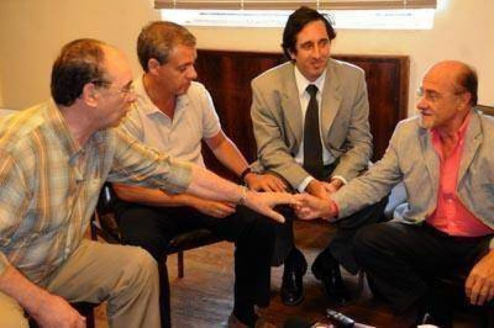 Acuerdan con la Municipalidad intensificar controles contra pr�cticas comerciales desleales