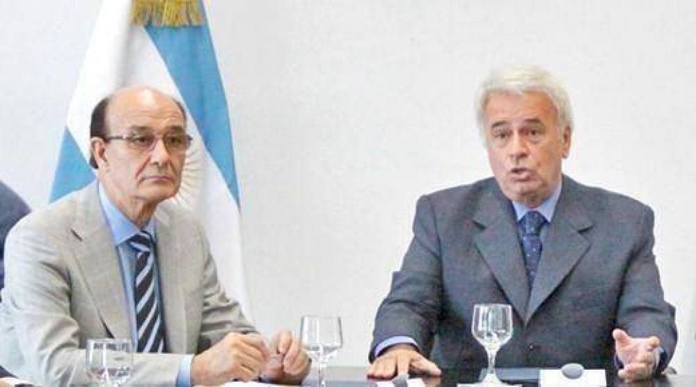 De la Sota prepara Pacto Fiscal para pagar juicios que asfixian a municipios 