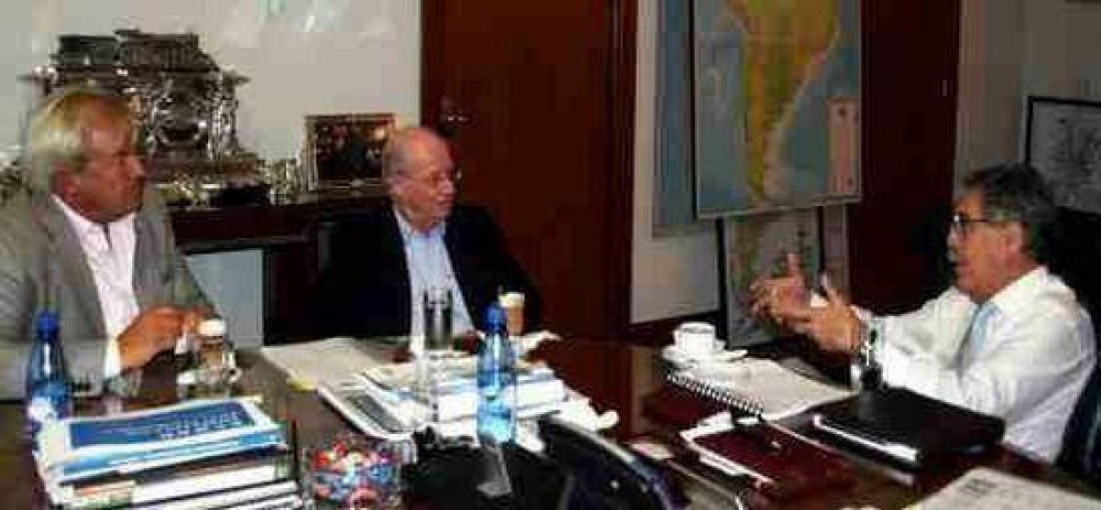 Rocca se reuni� con el ministro De Vido